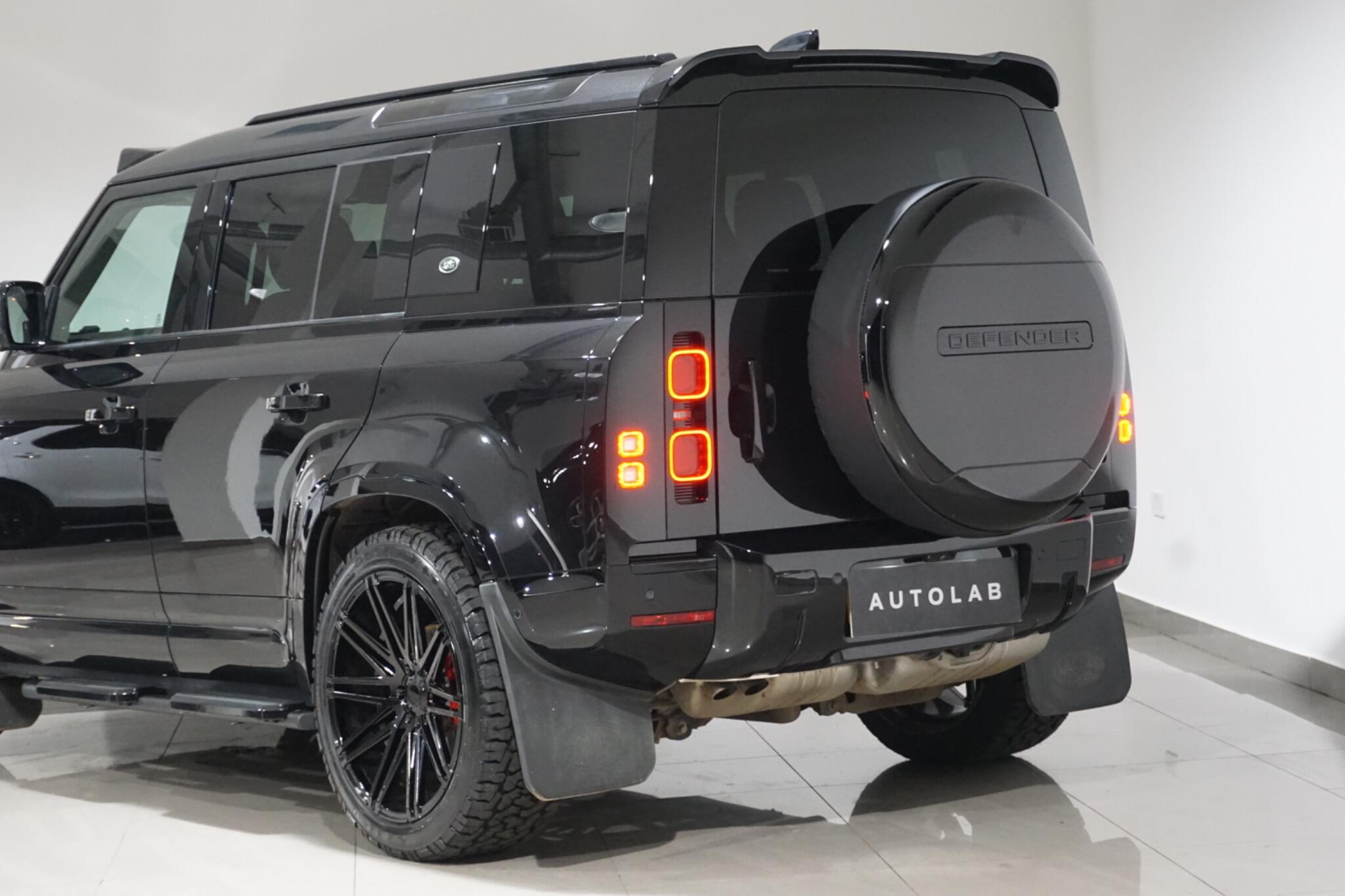 Land Rover Defender 110 3.0 D250 MHEV XS Edition SUV 5dr Diesel Auto 4WD Euro 6 (s/s) (250 ps)